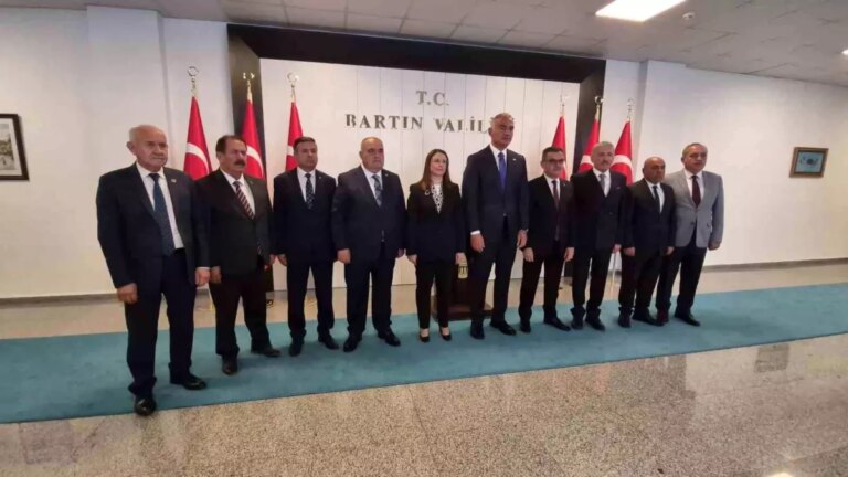 bakan-ersoy-bartinda-yX7qPuJm.jpg