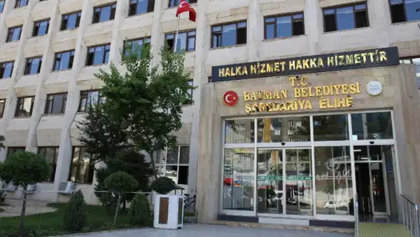 Batman Belediyesi’nde Sendikalı Çalışanların Görev Yeri Değiştirildiği İddia Ediliyor