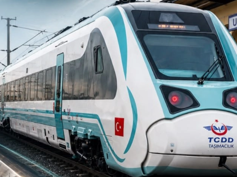 Milli elektrikli tren setleri uzunkopru halkali hattinda ilk sefere 22sinde cikiyor HapkNYHD